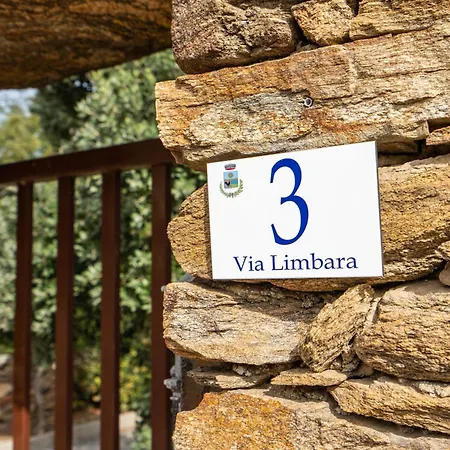 Casa L'olivastro *